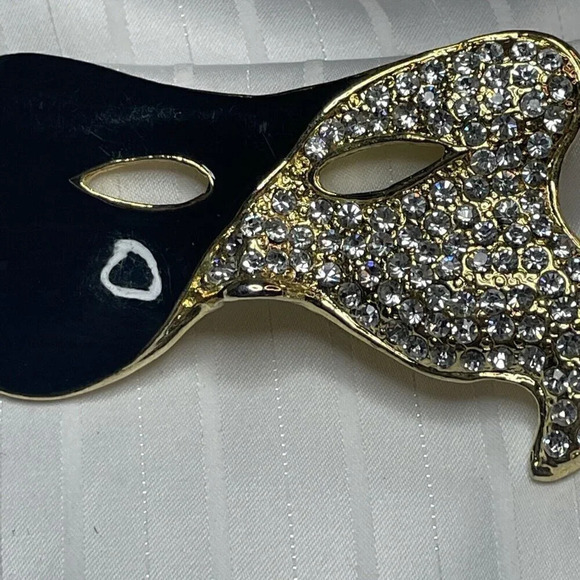 Vintage Black Enamel And Clear Rhinestone Mask Brooch Pin Unmarked - Picture 2 of 4